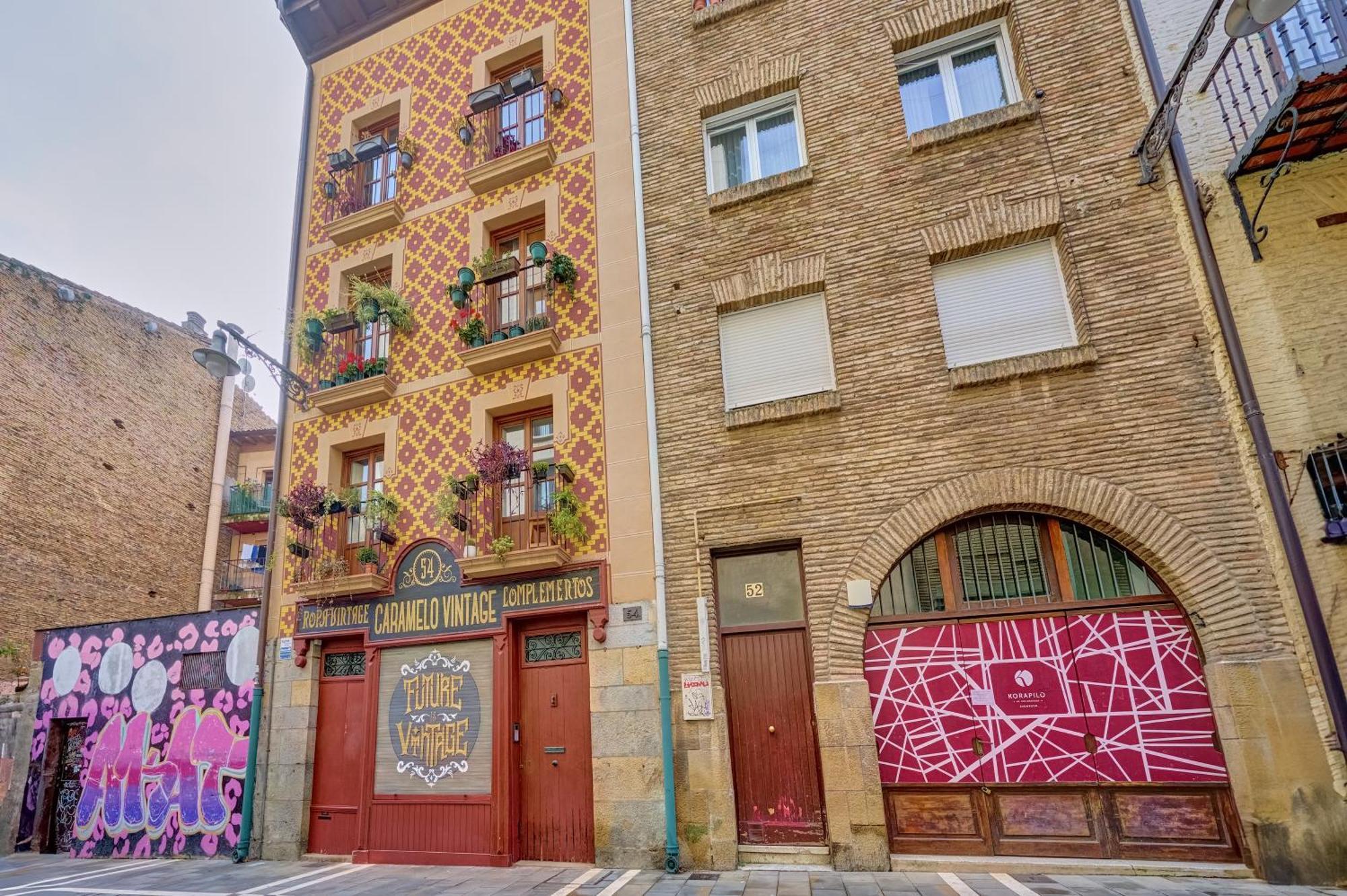 Dormitaleria Pamplona Exterior foto